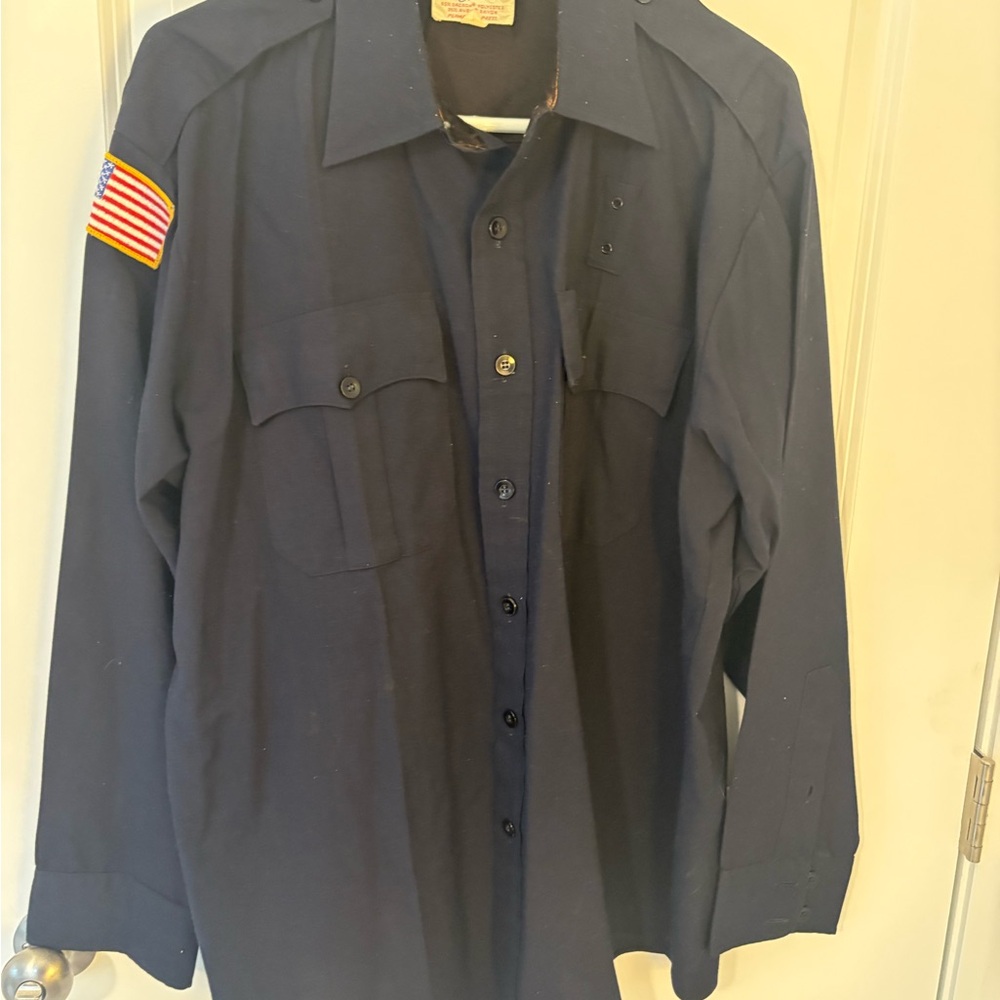 Vintage dress blue Men's Navy Dress Shirt size 17..5 button down flag by Elleco